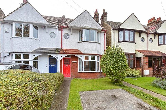 3 Bedroom Semi-Detached House For Sale In High Street, St Peters, Broadstairs, Kent, CT10