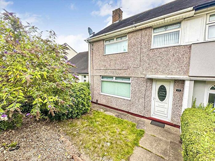 3 Bedroom Terraced House For Sale In Highbank Drive, Clifton, Nottingham, NG11