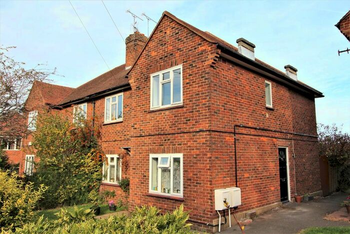 2 Bedroom Flat To Rent In St Johns Hill, Sevenoaks, Kent, TN13