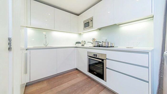 1 Bedroom Flat To Rent In Merchant Square East, London, W2