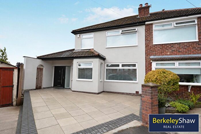 4 Bedroom Semi Detached House To Rent In Sunnymede Drive, Maghull, L31