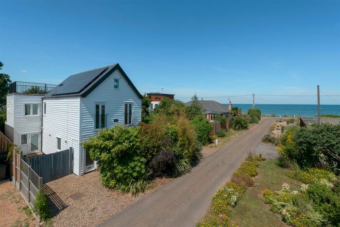 5 Bedroom Detached House To Rent In Allan Road, Seasalter, Whitstable, CT5