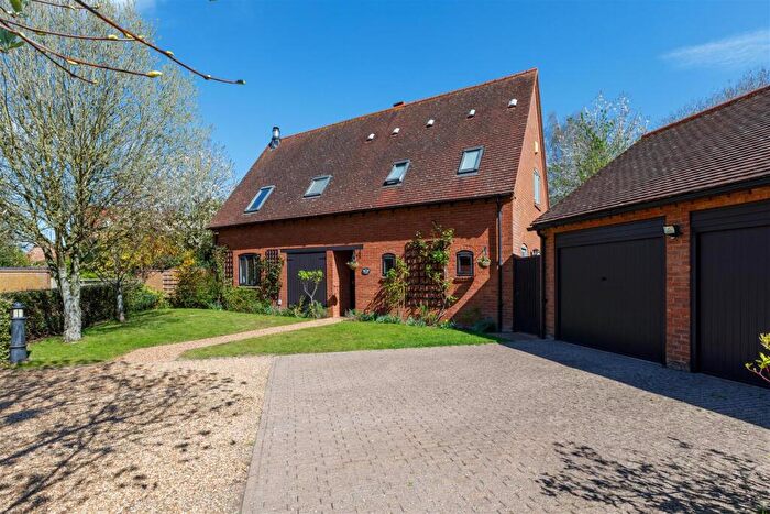 4 Bedroom Detached House For Sale In Wasperton, Warwick, CV35