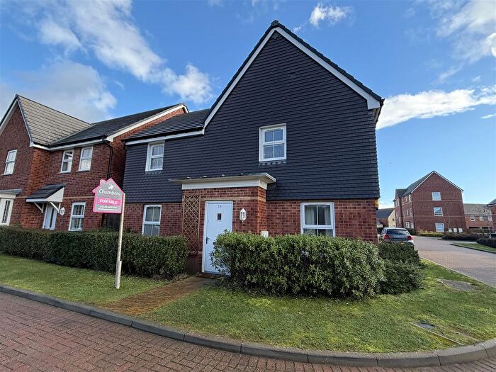 5 Bedroom Detached House For Sale In Renoldson Drive, Bursledon, Southampton, SO31