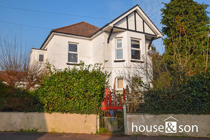 2 Bedroom Apartment To Rent In Bennett Road, Bournemouth, BH8