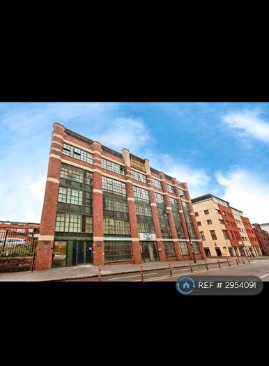 2 Bedroom Flat To Rent In Bradford St, Birmingham, B12