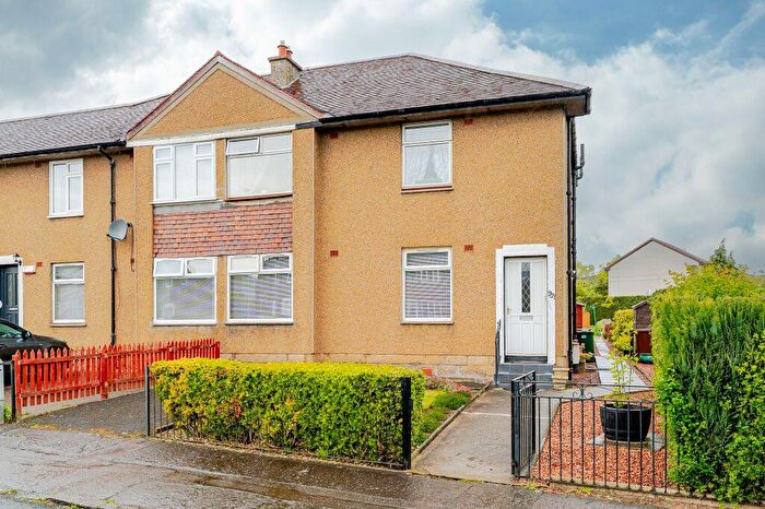 2 Bedroom Flat For Sale In Broomfield Crescent, Carrick Knowe, Edinburgh, EH12