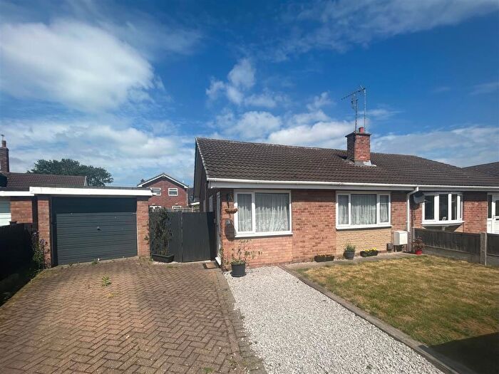 2 Bedroom Bungalow To Rent In Saxon Way, Harworth, Doncaster, DN11