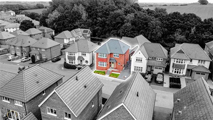 3 Bedroom Detached House For Sale In Barlaston Way, Amington, Tamworth, Staffordshire, B77