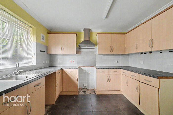 2 Bedroom End Of Terrace House For Sale In Chaffes Lane, Sittingbourne, ME9