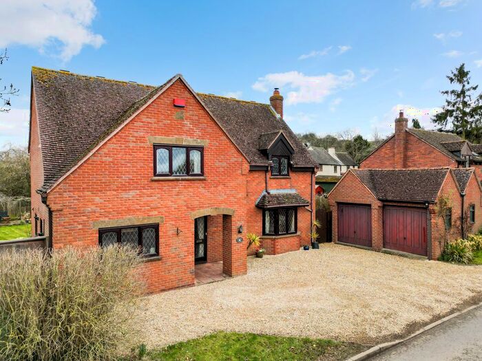 5 Bedroom Detached House For Sale In Northend, Southam, CV47