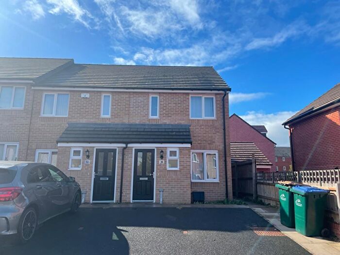 2 Bedroom House To Rent In Chapman Drive, CV6