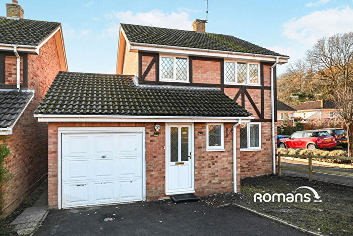 3 Bedroom House To Rent In Farley Copse, Bracknell, Berkshire, RG42