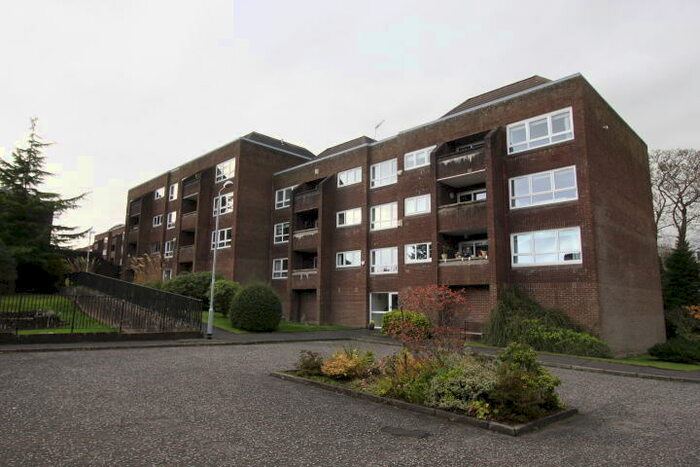 2 Bedroom Flat To Rent In Roman Court, Bearsden, G61