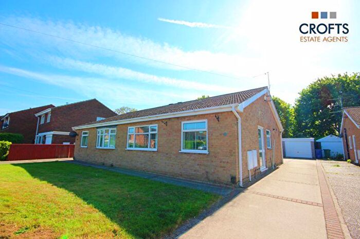 2 Bedroom Semi-Detached House For Sale In Oban Court, Immingham, DN40