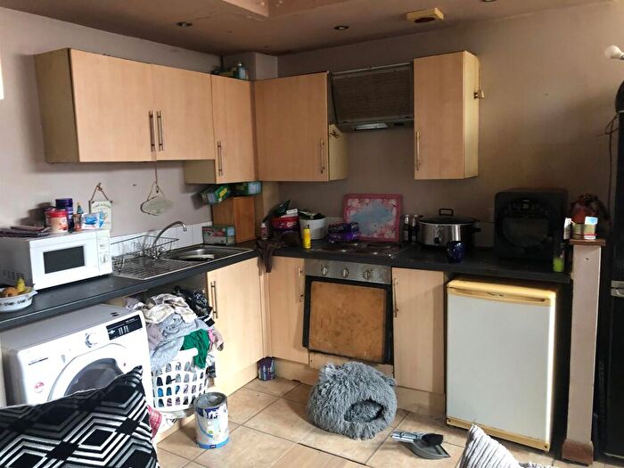 2 Bedroom Terraced House For Sale In Crythan Road, Neath, SA11