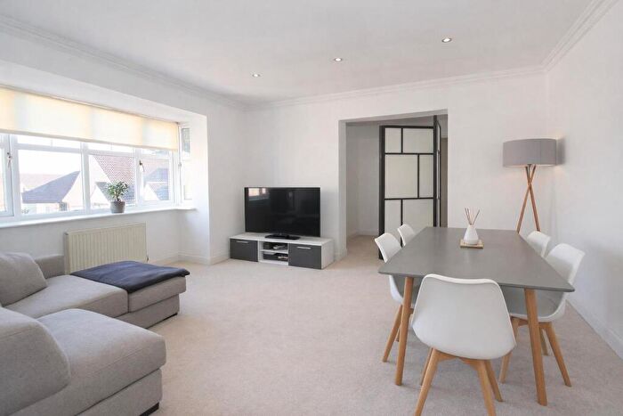 3 Bedroom Apartment For Sale In Grebe Court, Sandpiper Road, Cheam, Sutton, SM1