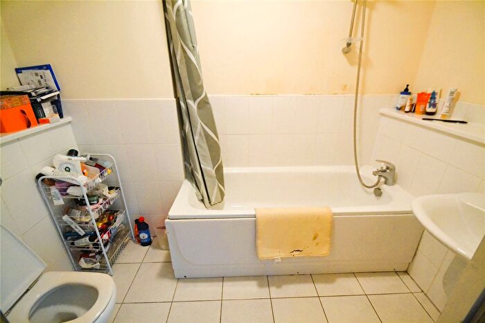 2 Bedroom Flat To Rent In Bath Row, Birmingham, West Midlands, B15