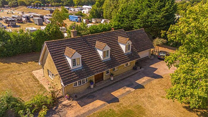 3 Bedroom Detached House For Sale In Portskewett, Mount Ballan, NP26
