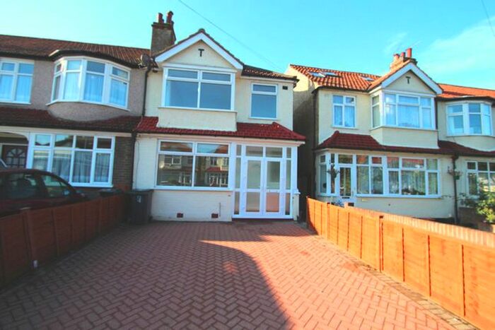 3 Bedroom Semi-Detached House To Rent In Largewood Avenue, Surbiton, KT6