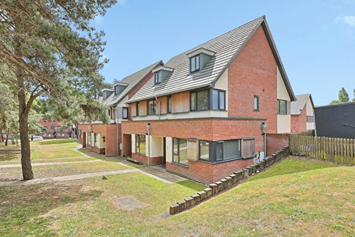 3 Bedroom Semi-Detached House For Sale In Le Safferne Gardens, Norwich, Norfolk, NR3