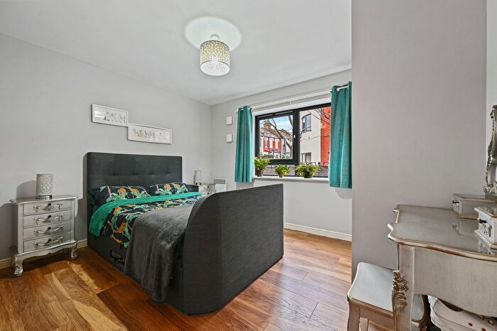 1 Bedroom Flat For Sale In Aldborough House, HA3