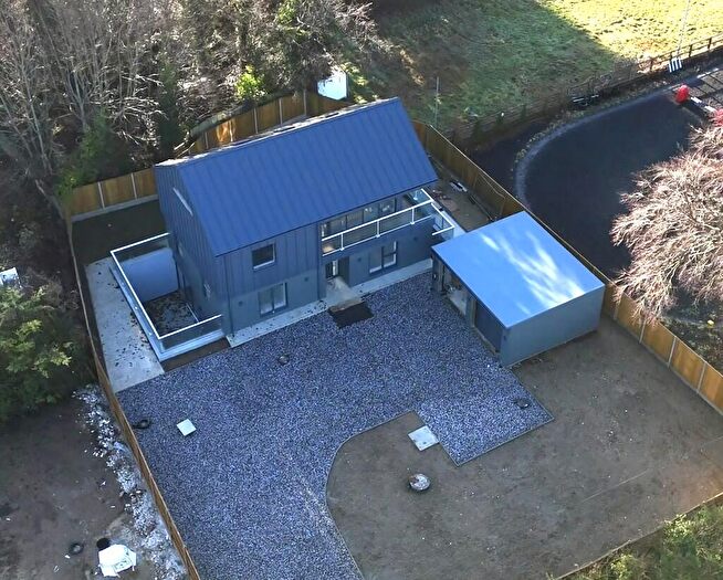 4 Bedroom Detached House For Sale In Hogs Back, Farnham, GU10