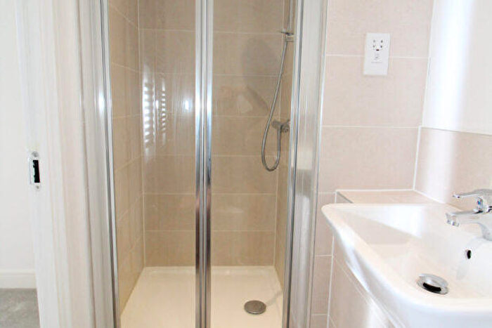 2 Bedroom Apartment To Rent In Blackberry Drive, Lindfield, RH16