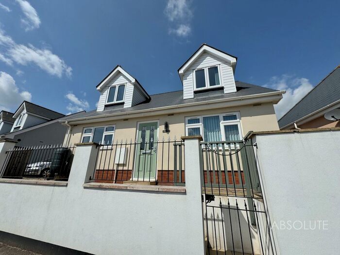 3 Bedroom Detached House To Rent In Warren Road, Dawlish Warren, EX7