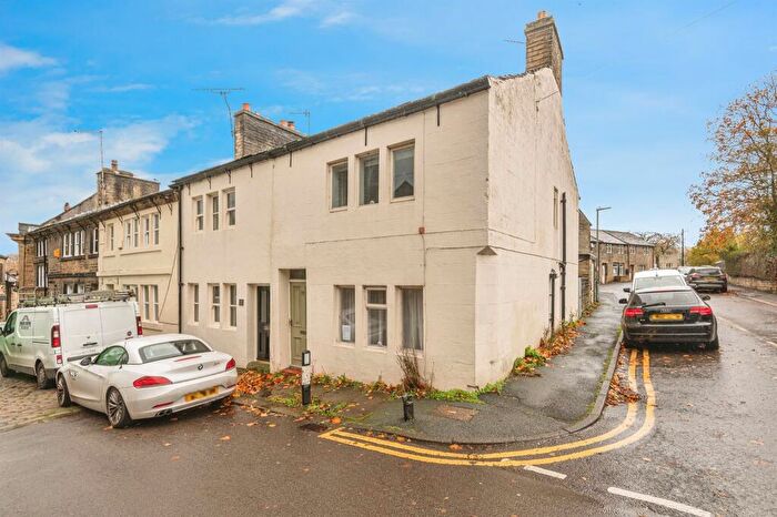 2 Bedroom End Of Terrace House For Sale In Church Street, Honley, Holmfirth, HD9