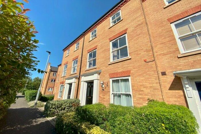 4 Bedroom Property To Rent In Welland Place, Ely, CB6