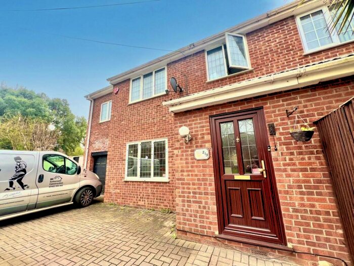 4 Bedroom House To Rent In Passage Road, Bristol, BS10