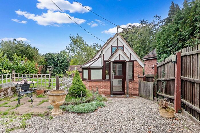 2 Bedroom Detached House For Sale In Summer Bank, New Inn Lane, Shrawley, Worcestershire., WR6