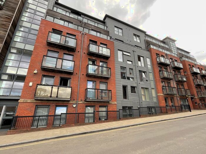 1 Bedroom Flat For Sale In Upper Allen Street, Sheffield, S3