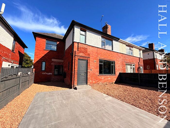 4 Bedroom Property To Rent In Meadow Avenue, Codnor, Ripley, DE5