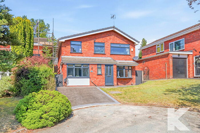4 Bedroom Detached House For Sale In Lindenwood, Firwood Park, Chadderton, OL9