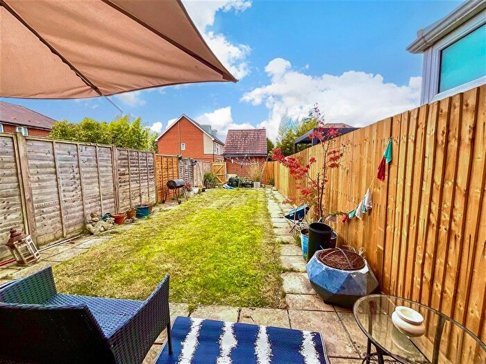 4 Bedroom Terraced House For Sale In Grayrigg Road, Crawley, West Sussex, RH10