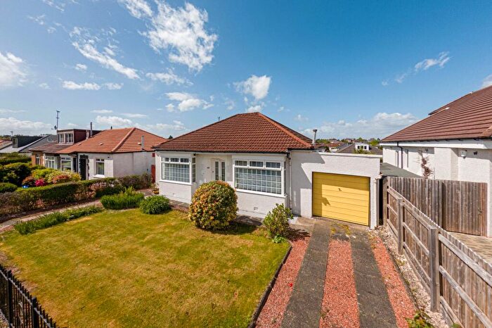3 Bedroom House For Sale In Etive Drive, Giffnock, Glasgow, East Renfrewshire, G46