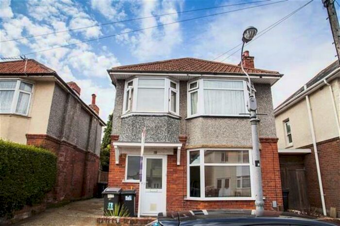 1 Bedroom Apartment To Rent In Cherford Road, Bournemouth, BH11