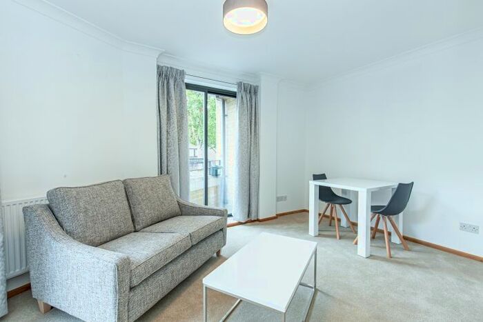 1 Bedroom Flat To Rent In Littlegate Street, Oxford, OX1