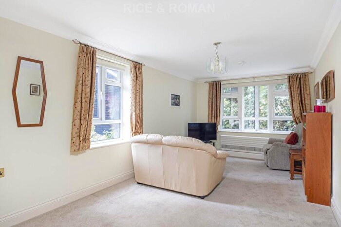 2 Bedroom Retirement Property For Sale In The Firs, Claygate, KT10
