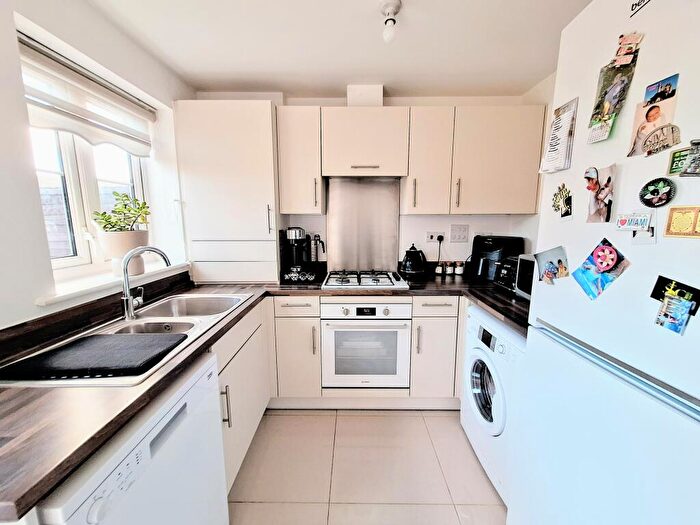 2 Bedroom End Of Terrace House To Rent In Marsh Street North, Dartford, DA1