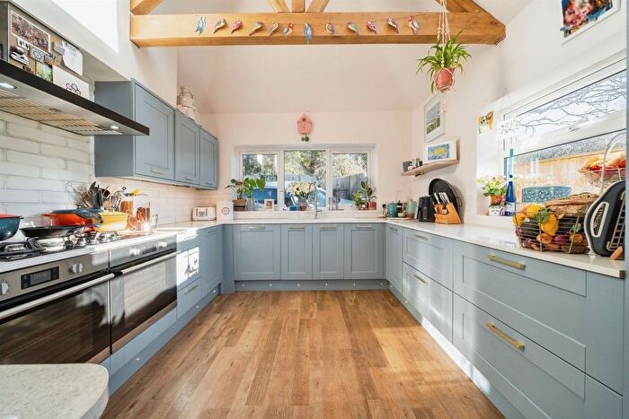 3 Bedroom End Of Terrace House For Sale In Rothermead, Wellbrook, Mayfield, TN20