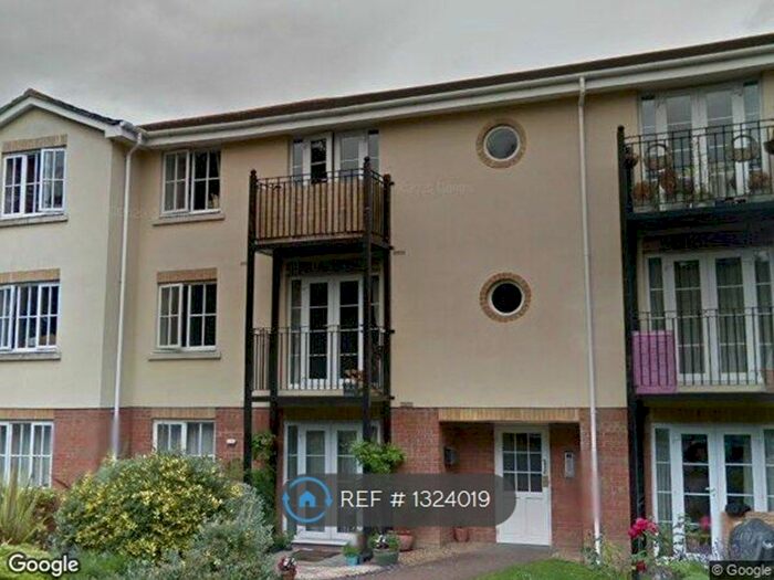 2 Bedroom Flat To Rent In St. Johns Waterside, St. Johns, Woking, GU21