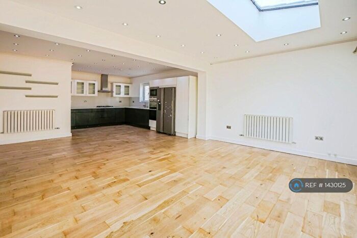 4 Bedroom Detached House To Rent In Beaumont Road, Purley, CR8