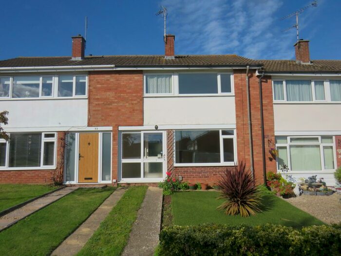 3 Bedroom Terraced House To Rent In Laburnum Grove, Warwick, CV34