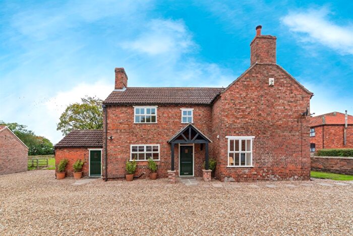 5 Bedroom Detached House For Sale In Low Street, Harby, Newark, NG23