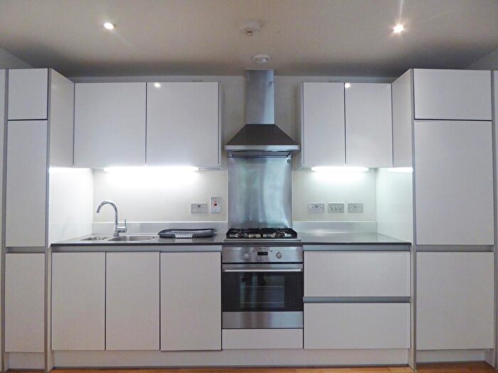 2 Bedroom Apartment To Rent In Hayward, Chatham Place, Reading, RG1