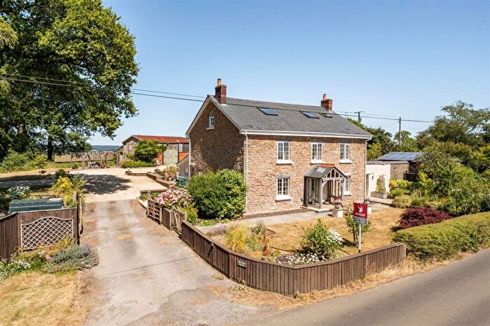 6 Bedroom Detached House For Sale In Oakford, Tiverton, EX16