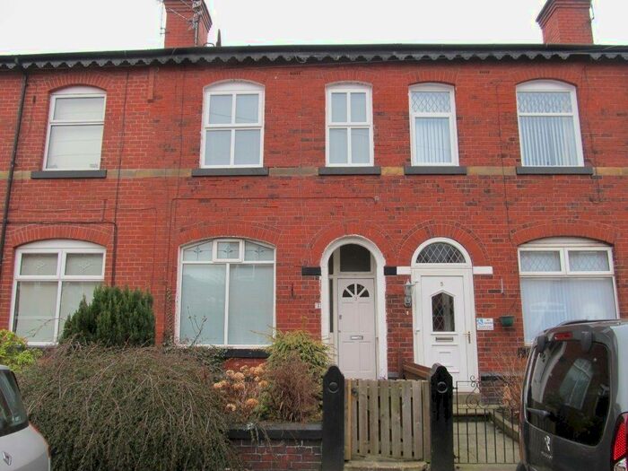 3 Bedroom Terraced House To Rent In South Avenue, Whitefield, Manchester, M45